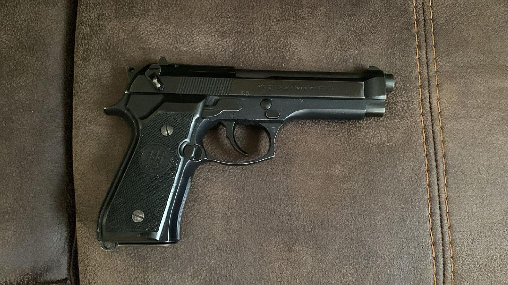 Beretta 92 permiso al dia en Samaná Foto 7285799-1.jpg