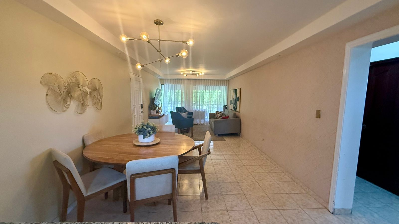 Apartamento en venta Buenos Aires del Mirador Cayetano Germosen a paso Foto 7285946-5.jpg