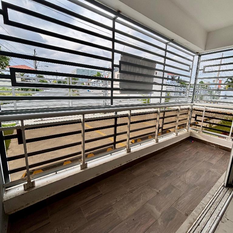 APARTAMENTO NUEVO 1ER. NIVEL 2 HABITACIONES 2 BAÑOS PATIO PRIVADO...ST Foto 7286142-5.jpg