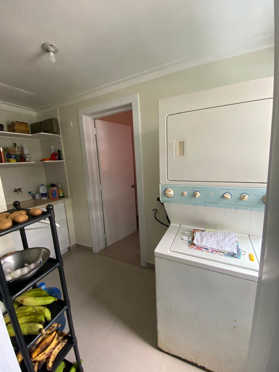 En Venta amplo Apartamento en Evaristo Morales. Foto 7286186-6.jpg