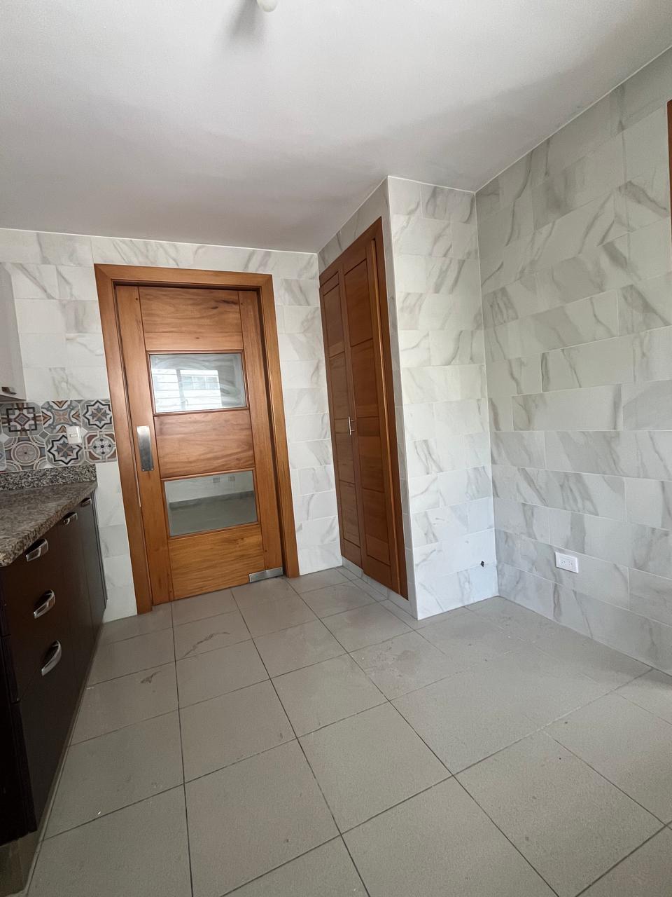 Apartamento en alquiler en el Naco Foto 7286277-13.jpg