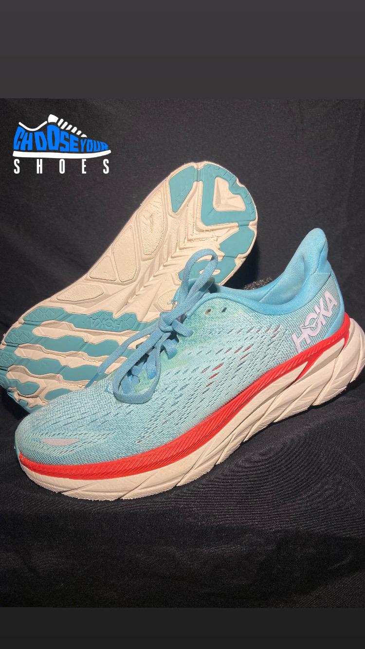 Tenis Hoka clifton 8 en Monseñor Nouel Foto 7286327-1.jpg