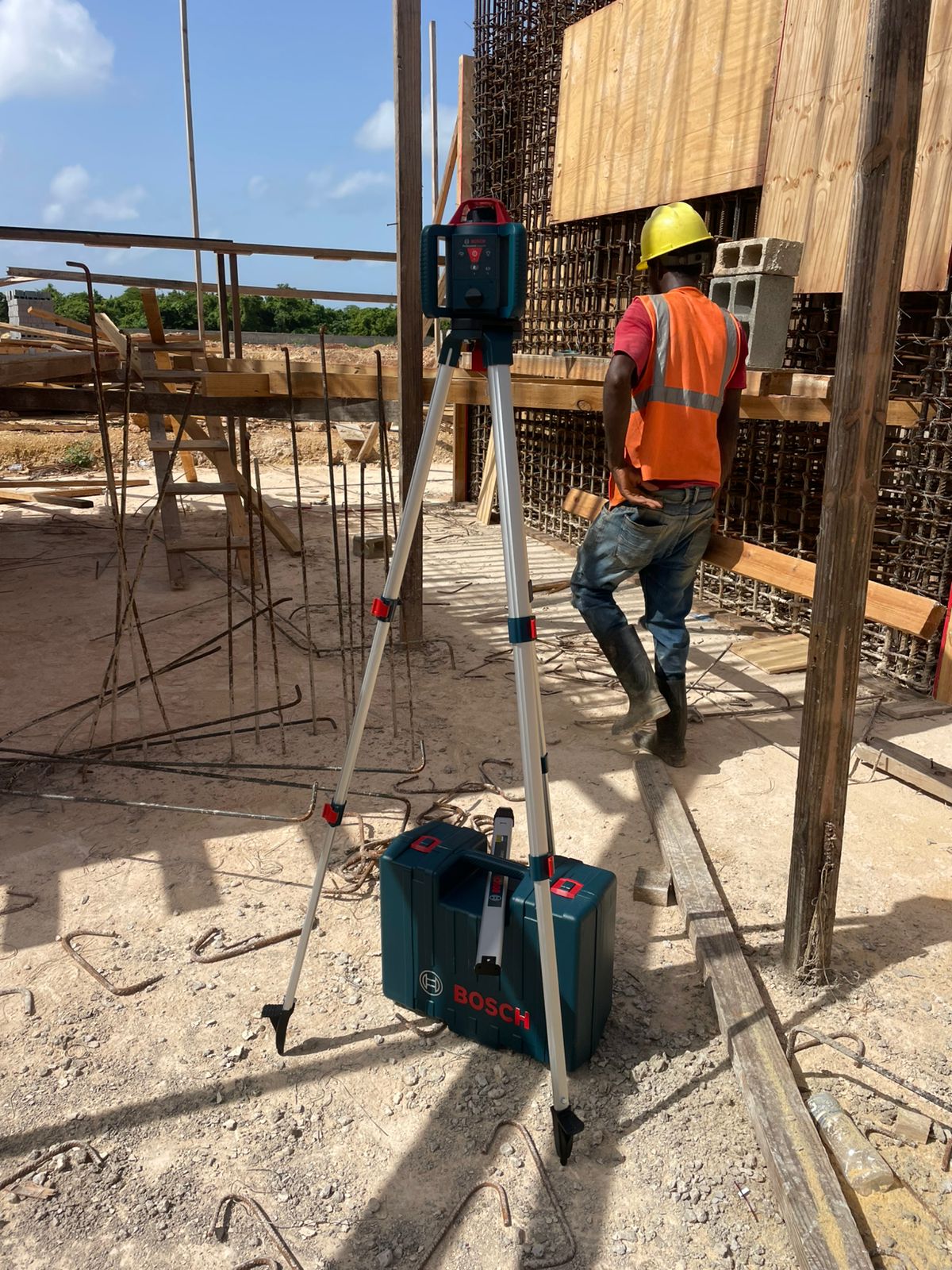 Bosch GRL800 nivel láser rotativo – Profesional y Completo Foto 7286568-2.jpg
