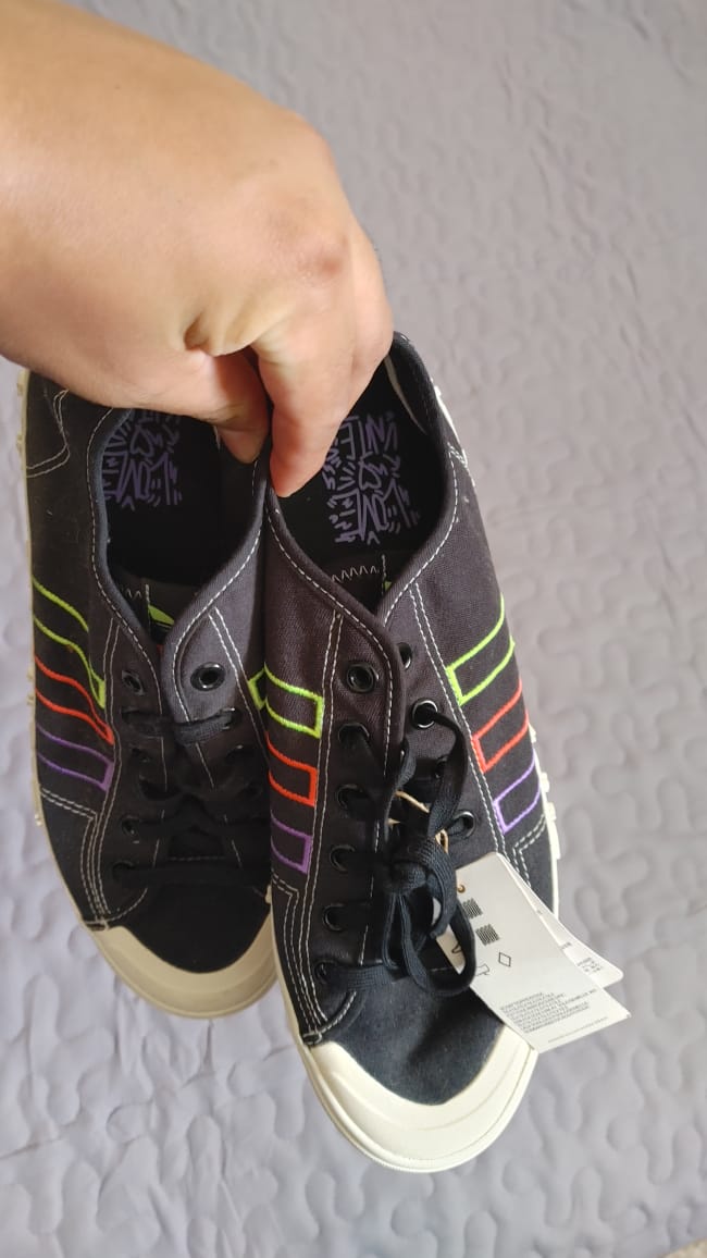 Adidas Nizza Pride x Kris Andrew Small Edición Limitada en venta Foto 7286616-2.jpg