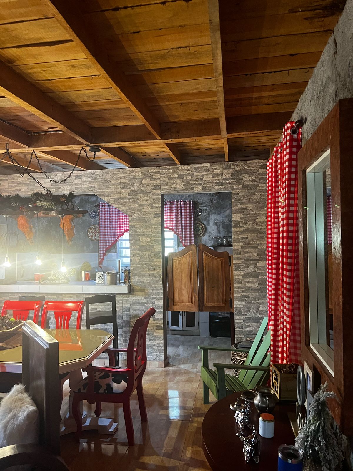 Finca de 350 tareas con Casa campestre y sembradas de limón en Bonao Foto 7286701-2.jpg