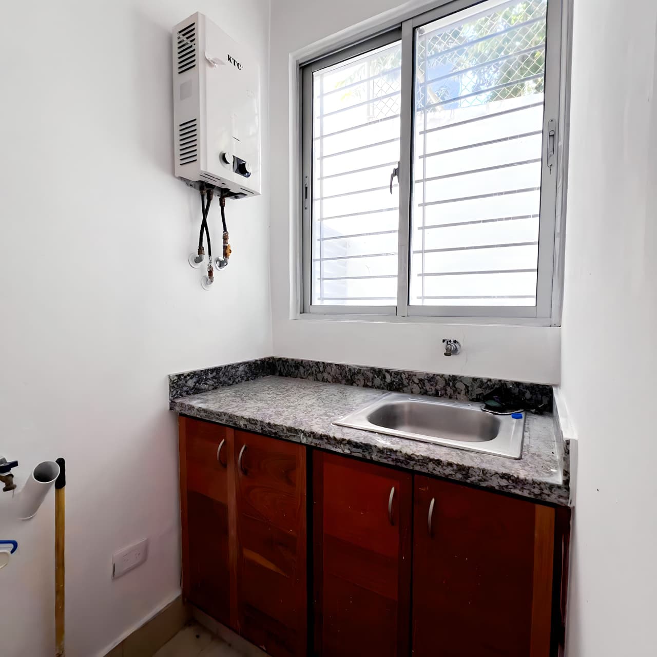 ???? Apartamento en Renta – Primer Nivel con Patio Privado en El Dorad Foto 7286952-10.jpg