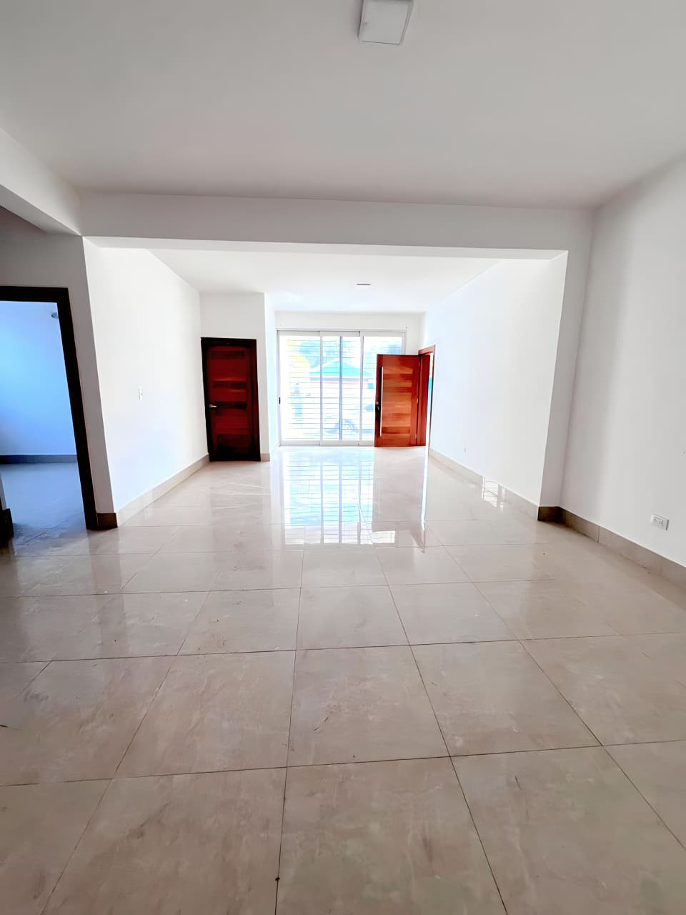 ???? Apartamento en Renta – Primer Nivel con Patio Privado en El Dorad Foto 7286952-4.jpg