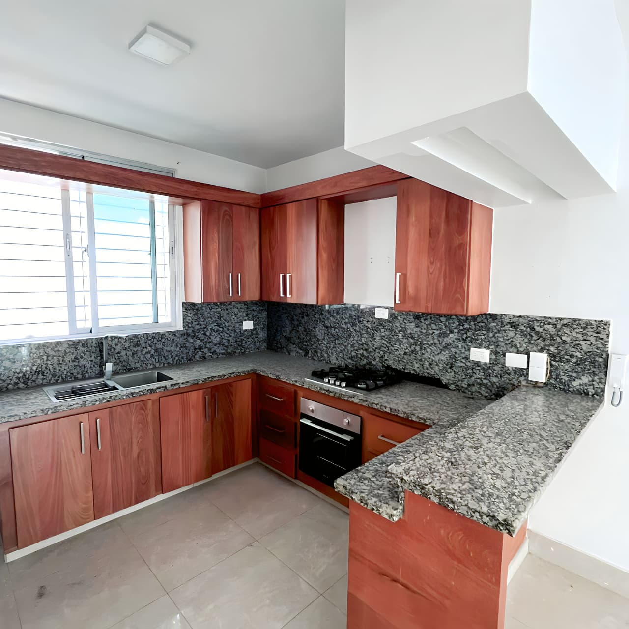 ???? Apartamento en Renta – Primer Nivel con Patio Privado en El Dorad Foto 7286952-5.jpg