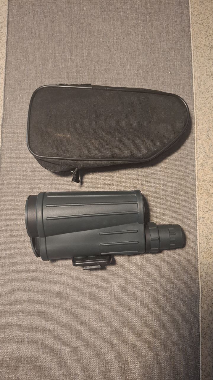 Telescopio Spotting Scope Yukon 20-50x50 Foto 7287188-1.jpg
