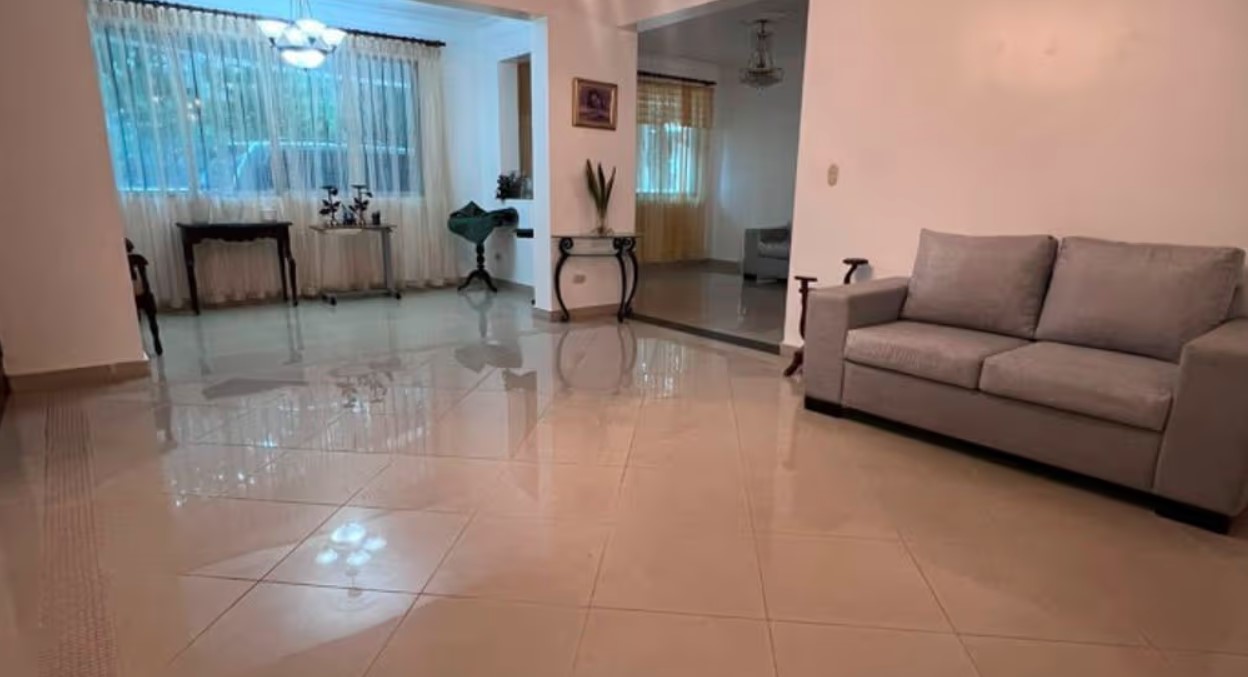 ???? Venta de Apartamento de Primer Nivel con Patio en La Esmeralda –  Foto 7287201-6.jpg