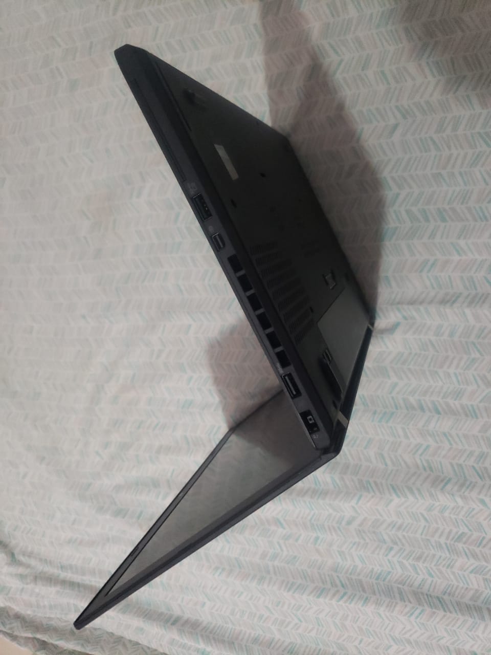 Lenovo ThinkPad T460 14 Laptop i5-6300U@2.40GHz 16GB RAM 512 GB SSD Wi Foto 7287685-4.jpg