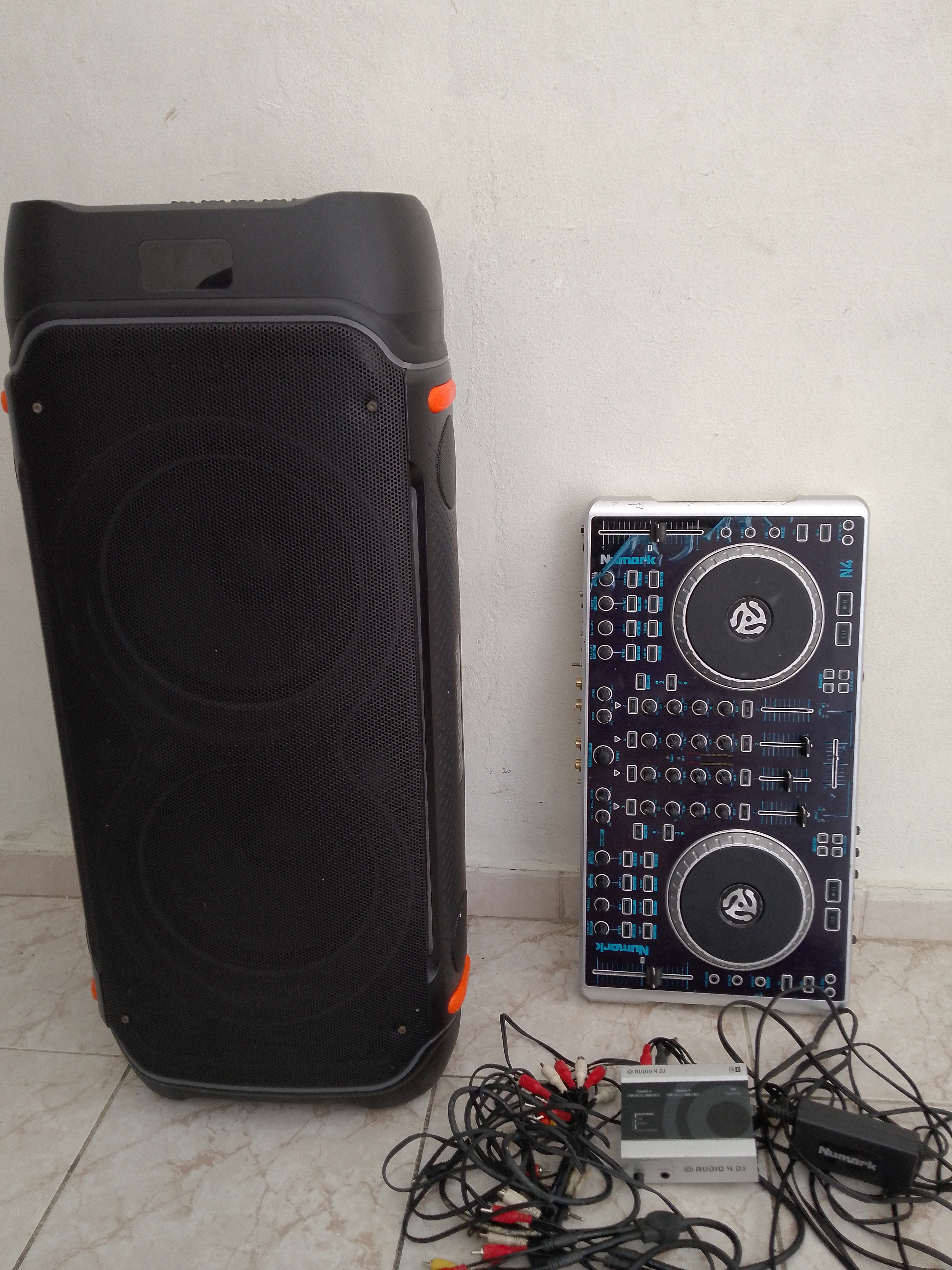 Equipo dj profesional en oferta Foto 7287771-1.jpg