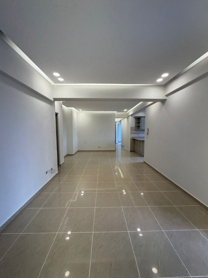 Apartamento en alquiler en Renacimiento 3 Habitaciones Foto 7287797-13.jpg