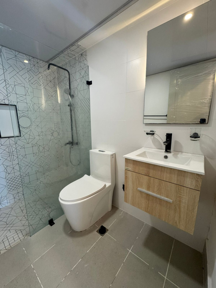 Apartamento en alquiler en Renacimiento 3 Habitaciones Foto 7287797-6.jpg
