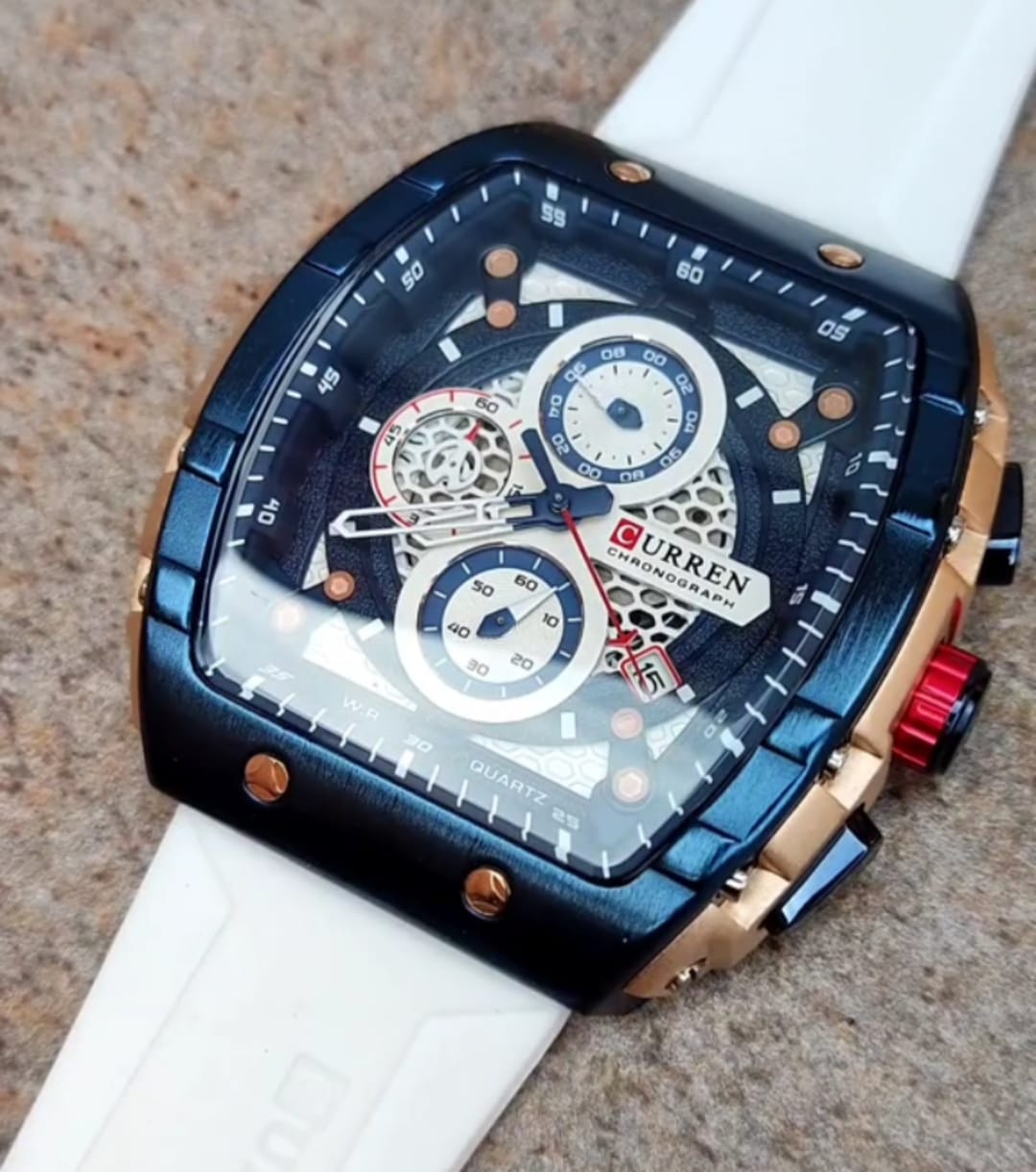 Reloj Curren estilo militar-deportivo Cronografo fechero Mov Cuarzo Ja Foto 7287913-1.jpg