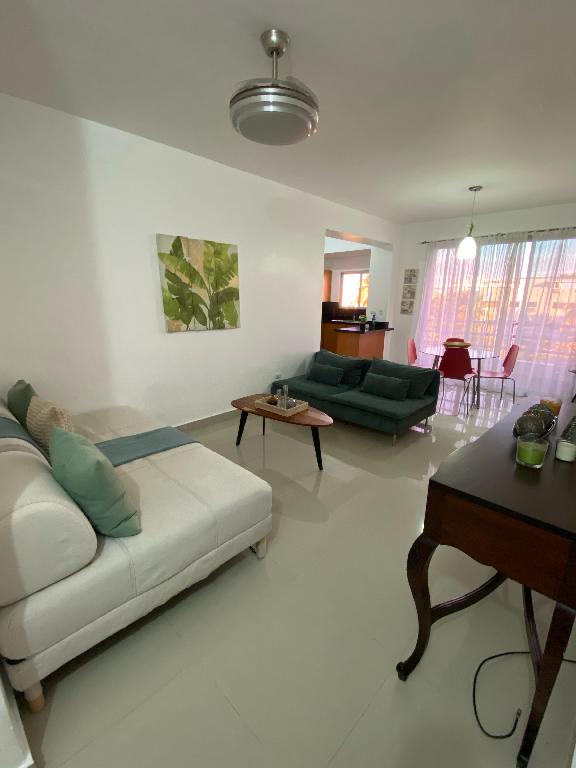 ALQUILO APARTAMENTO EN GAZCUE UN 4 NIVEL Foto 7288001-1.jpg