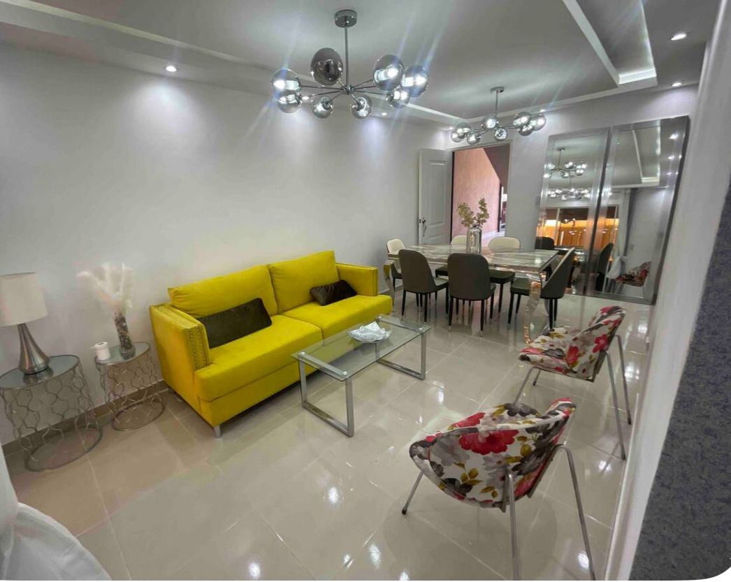 Apto en VENTA en la Av Hípica 1er piso 3-Hab 1-B 1-Parqueo Prox Aut Sa Foto 7288004-2.jpg