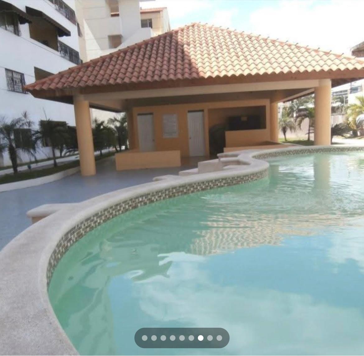SE VENDE AMPLIO APARTAMENTO a TIPO PH  CON VISTA AL MAR EN AVENIDA IND Foto 7288102-7.jpg