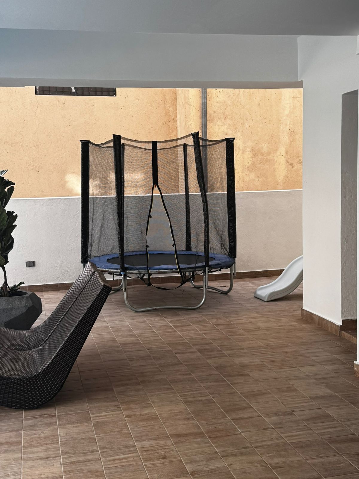 Venta de Apartamento nuevo en el sector de Evaristo Morales Foto 7288550-9.jpg
