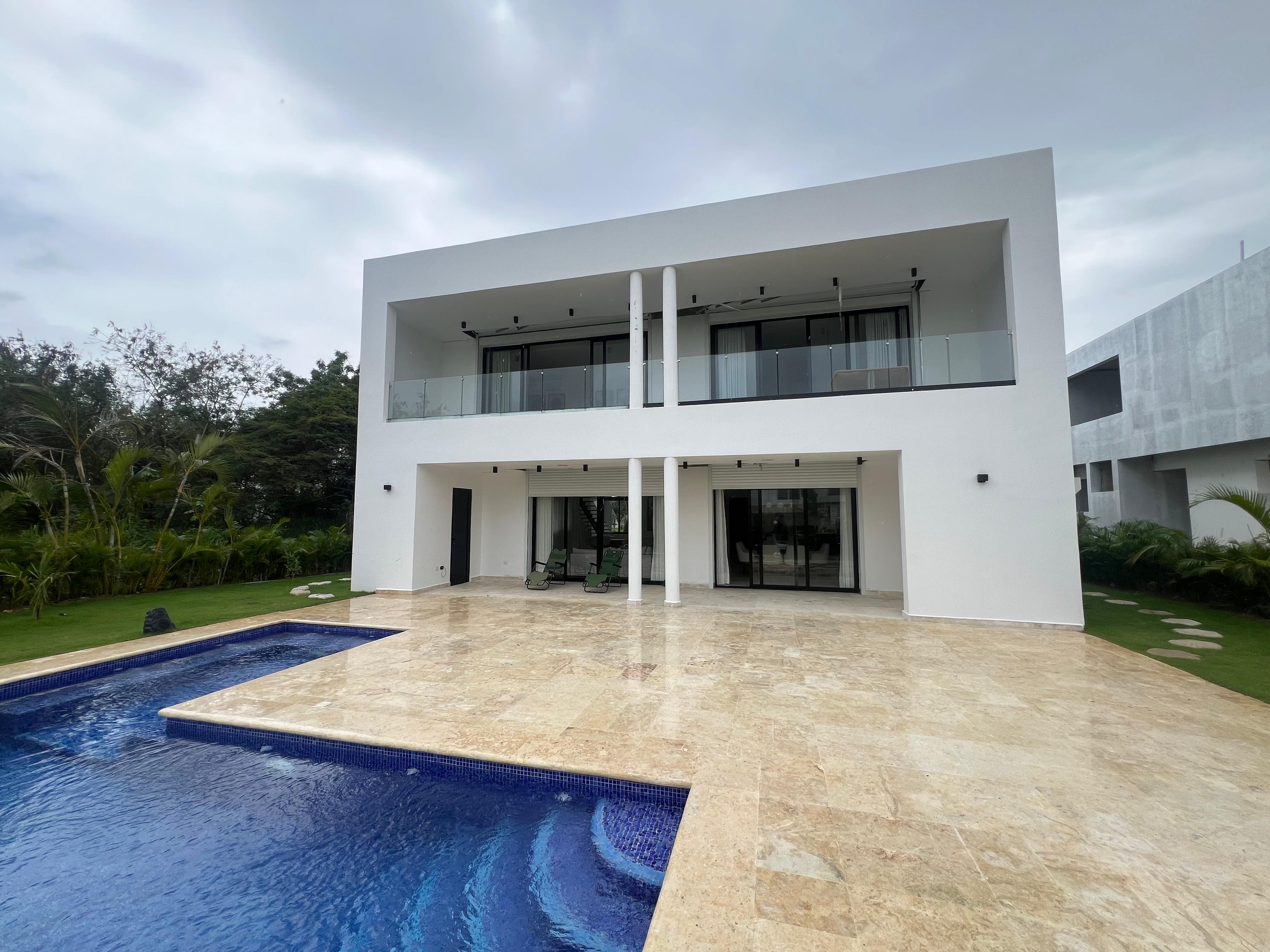 Vendo hermosa villa en Playa Nueva Romana  Foto 7288617-6.jpg