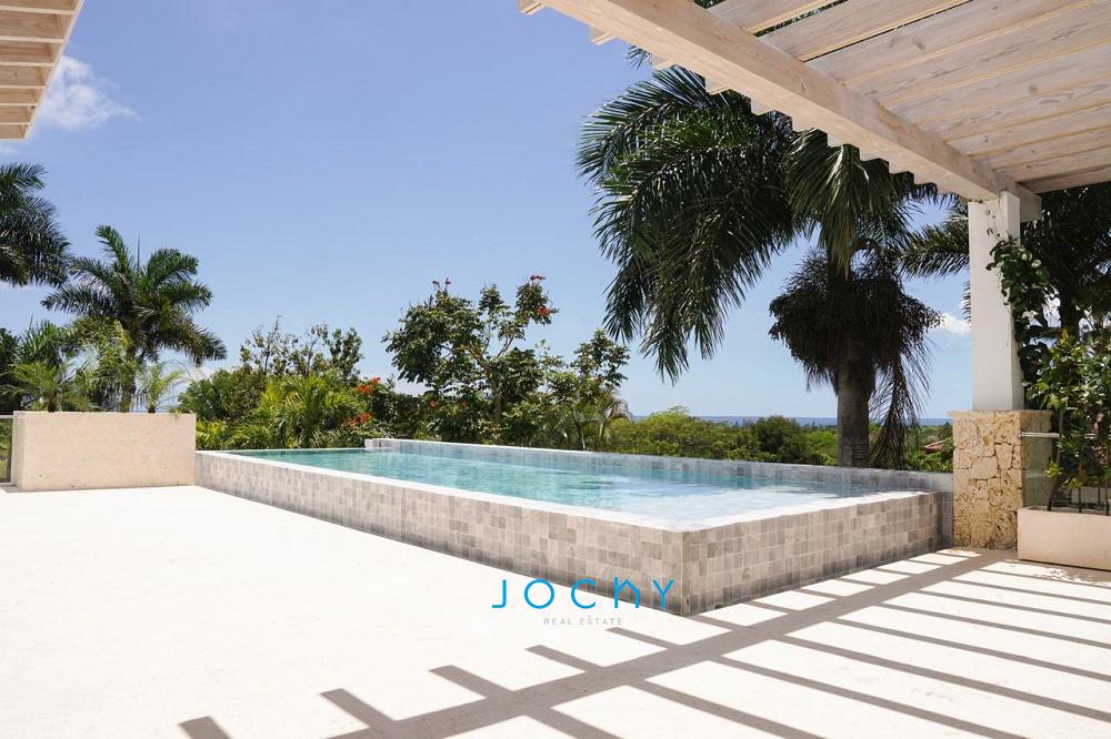 Jochy Real Estate vende villa en Casa de Campo La Romana R.D Foto 7289400-11.jpg
