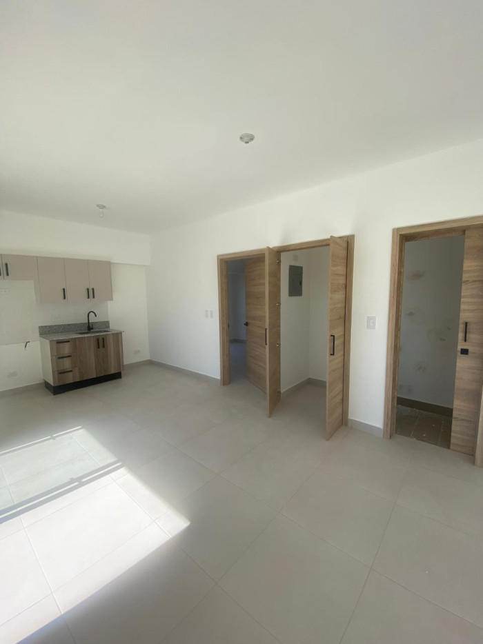 Alquiler de hermoso Apartamento con línea blanca en Naco. Foto 7289407-3.jpg
