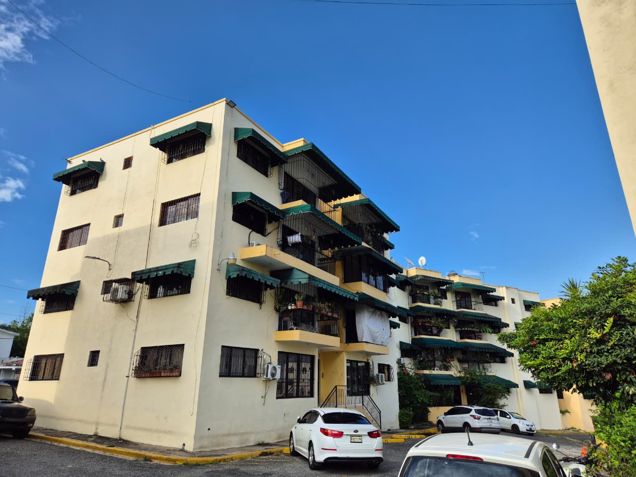 APARTAMENTO 3 HABITACIONES 110 MTS REPUBLICA DE COLOMBIA Foto 7289530-5.jpg
