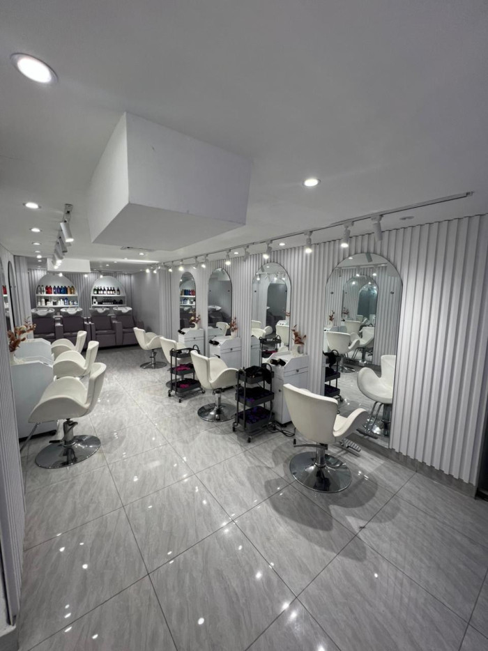 Salon en venta en el URBANIZACION FERNANDEZ Foto 7289838-1.jpg
