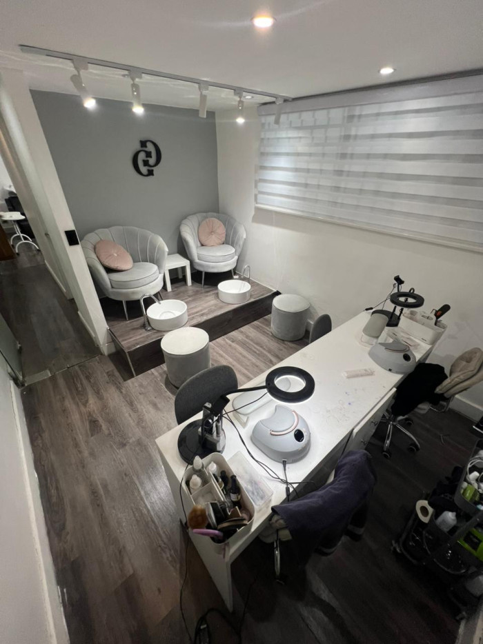 Salon en venta en el URBANIZACION FERNANDEZ Foto 7289838-7.jpg