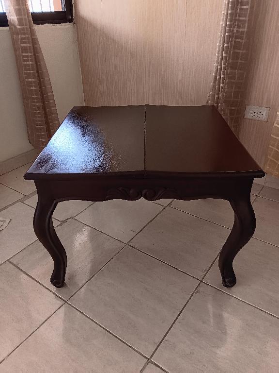 mesa  en  Caoba     Foto 7289856-2.jpg