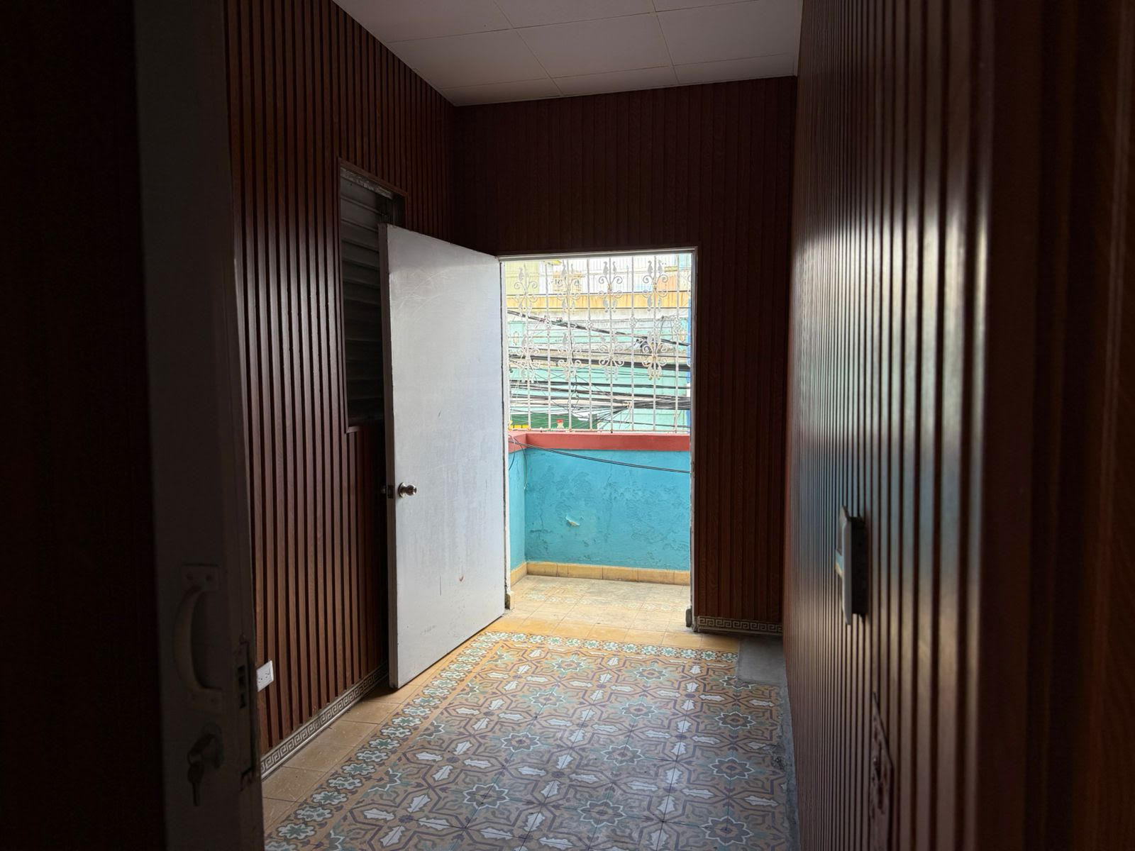Tres Apartamentos en venta en el Barrio Chino uno de dos habitaciones  Foto 7290279-3.jpg