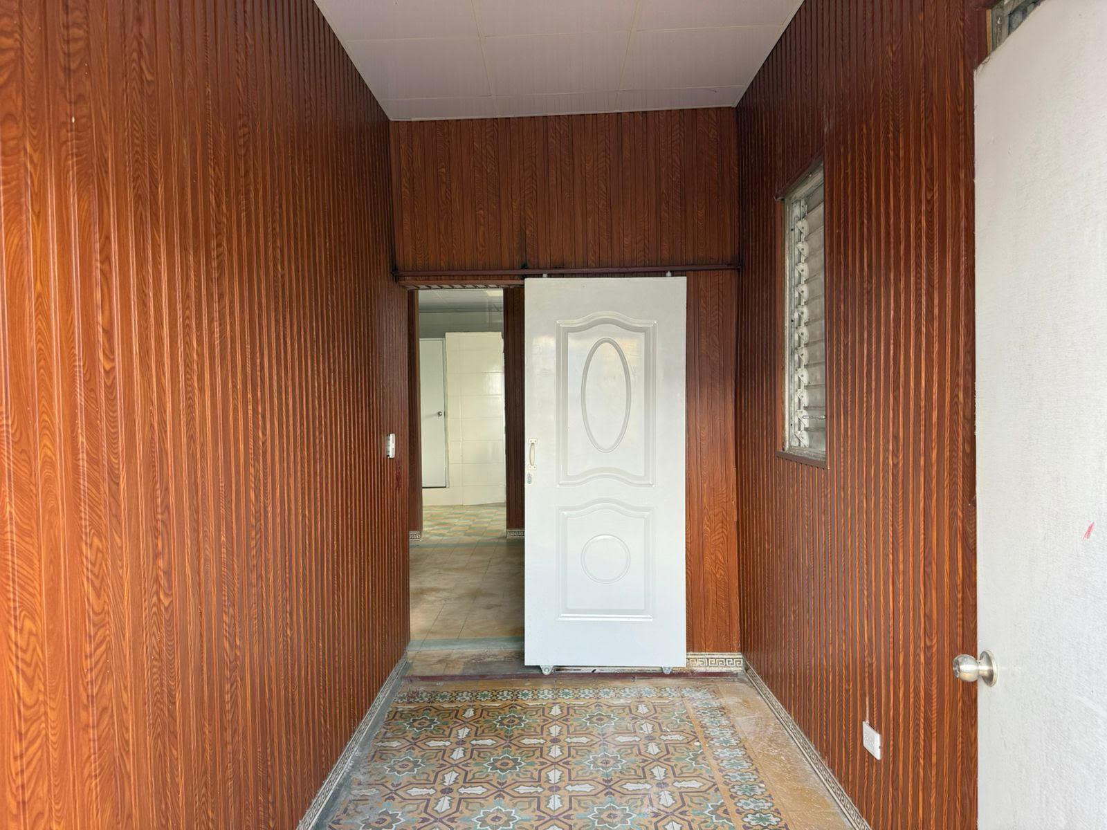 Tres Apartamentos en venta en el Barrio Chino uno de dos habitaciones  Foto 7290279-9.jpg