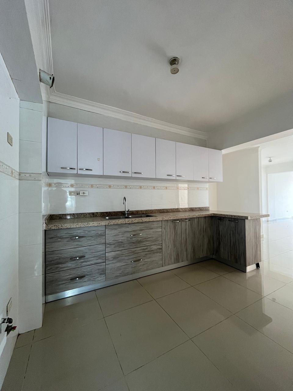 En Venta Apartamento de 3 Habitaciones en Gazcue D.N. Foto 7290752-7.jpg