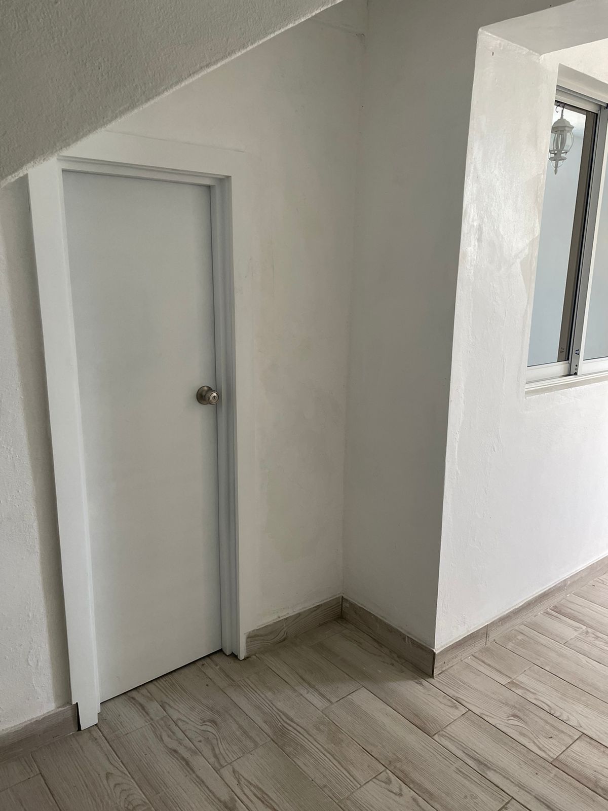 Dos locales para oficina en Los Restauradores uno de 12 m2 y otro de 1 Foto 7290780-1.jpg