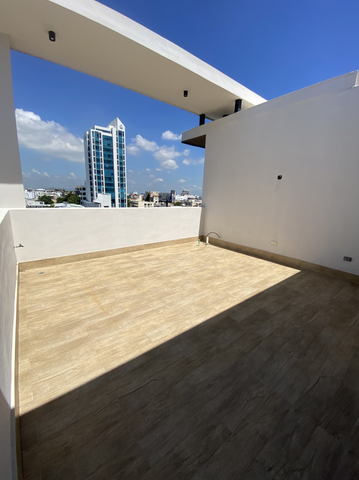 Moderno Penthouse en venta en el sector de Mirador Norte Santo Domingo Foto 7290936-1.jpg