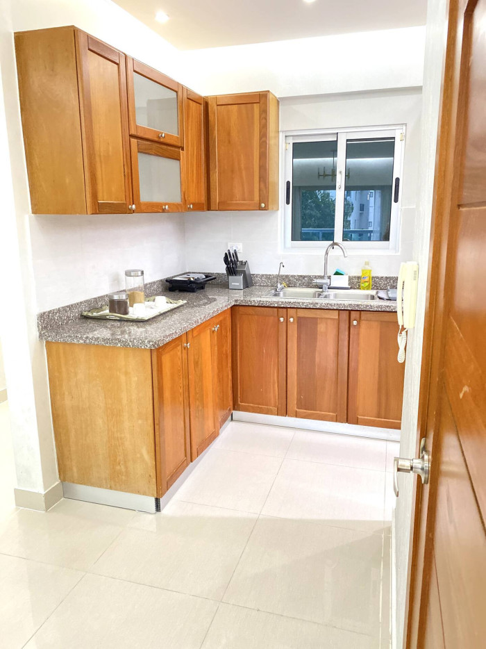 Apartamento Amueblado en Alquiler – Evaristo Morales Foto 7291009-3.jpg