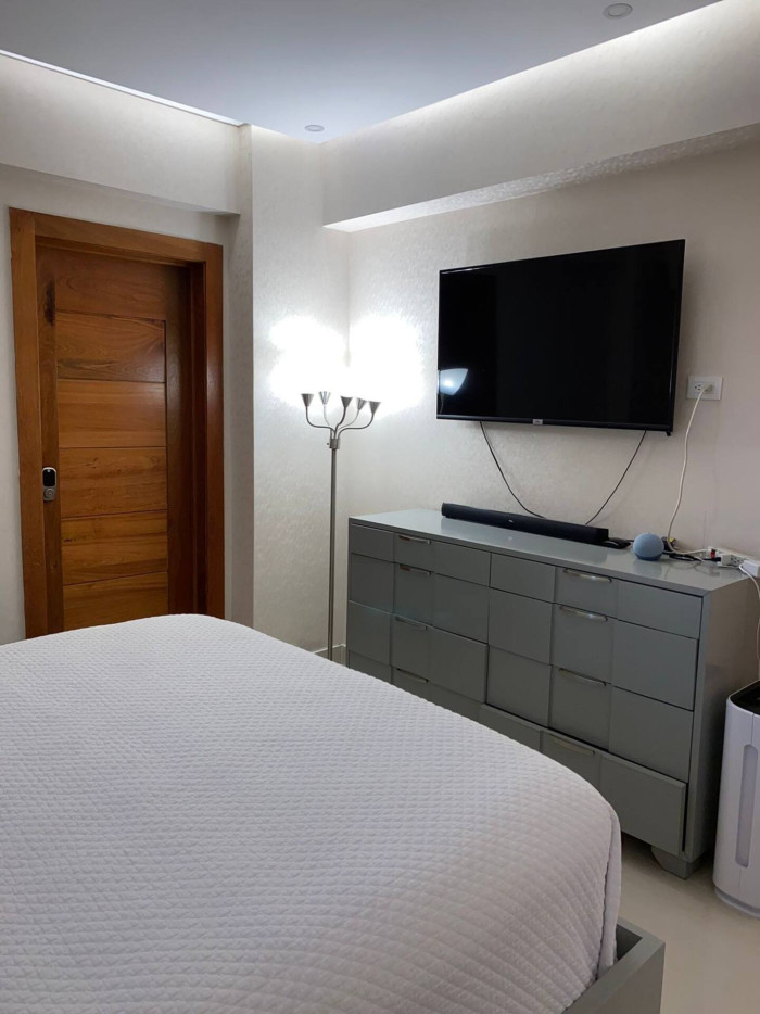 Apartamento Amueblado en Alquiler – Evaristo Morales Foto 7291009-6.jpg