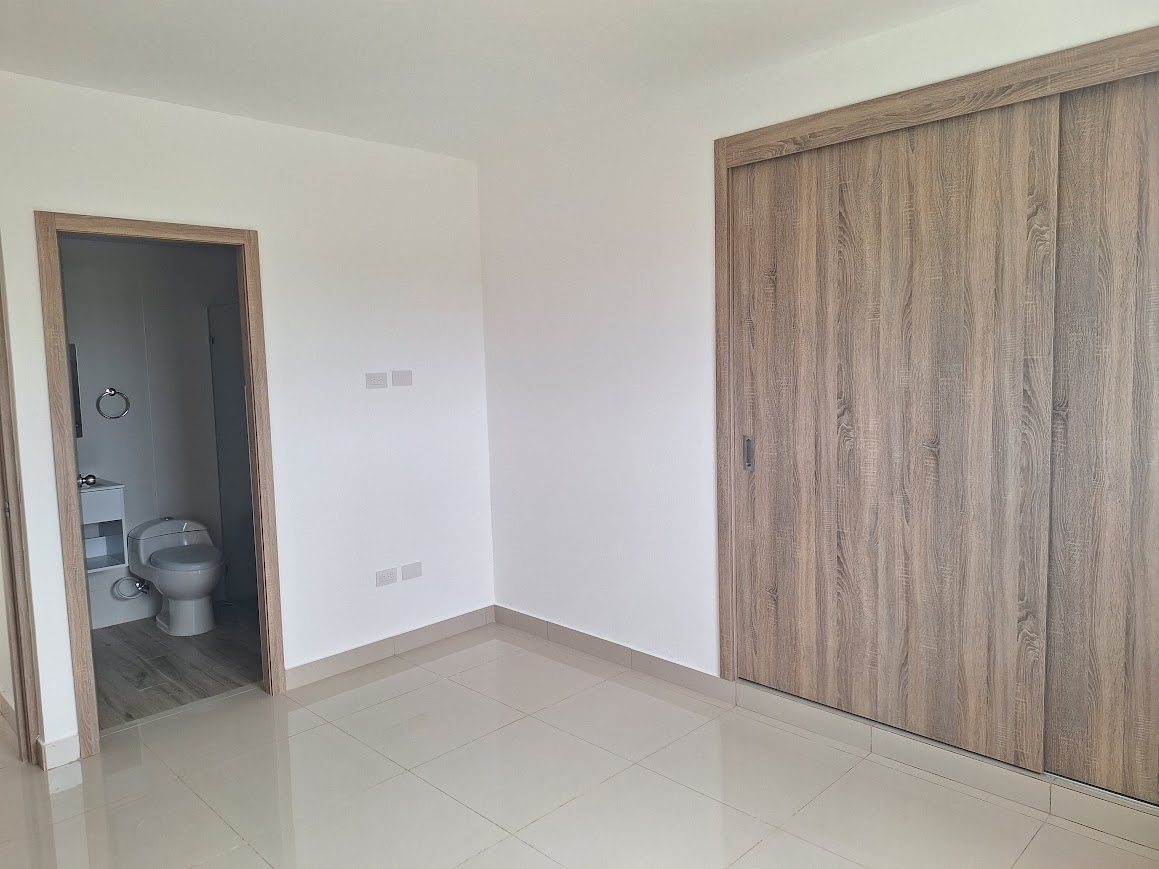 Venta de apartamento nuevo en San Isidro Foto 7291062-3.jpg