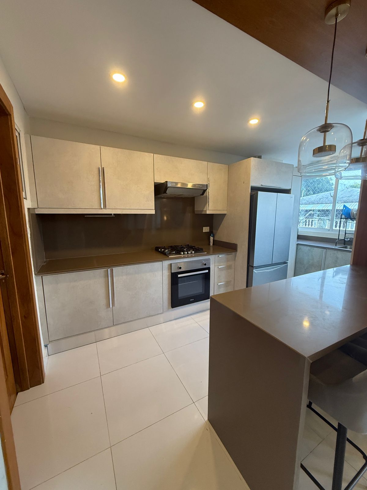 Apartamento en alquiler de 3 Hab amueblado en el millón Foto 7291288-9.jpg