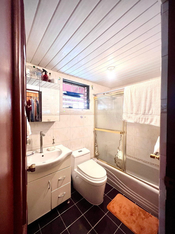 Apartamento en Venta – Primer Nivel Clásico Remodelado – La Castellana Foto 7291311-4.jpg