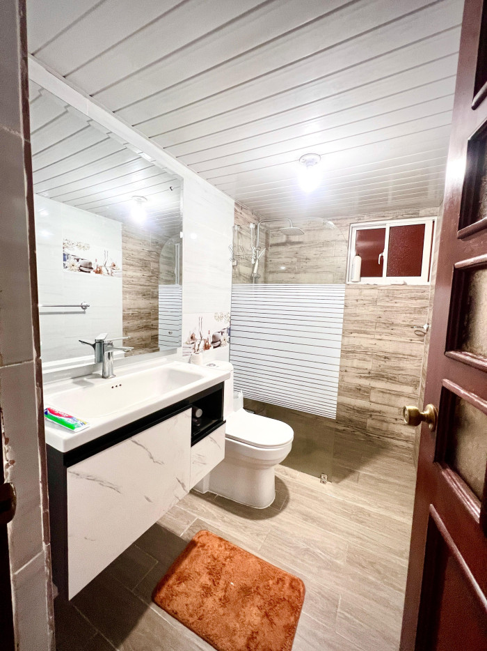 Apartamento en Venta – Primer Nivel Clásico Remodelado – La Castellana Foto 7291311-7.jpg