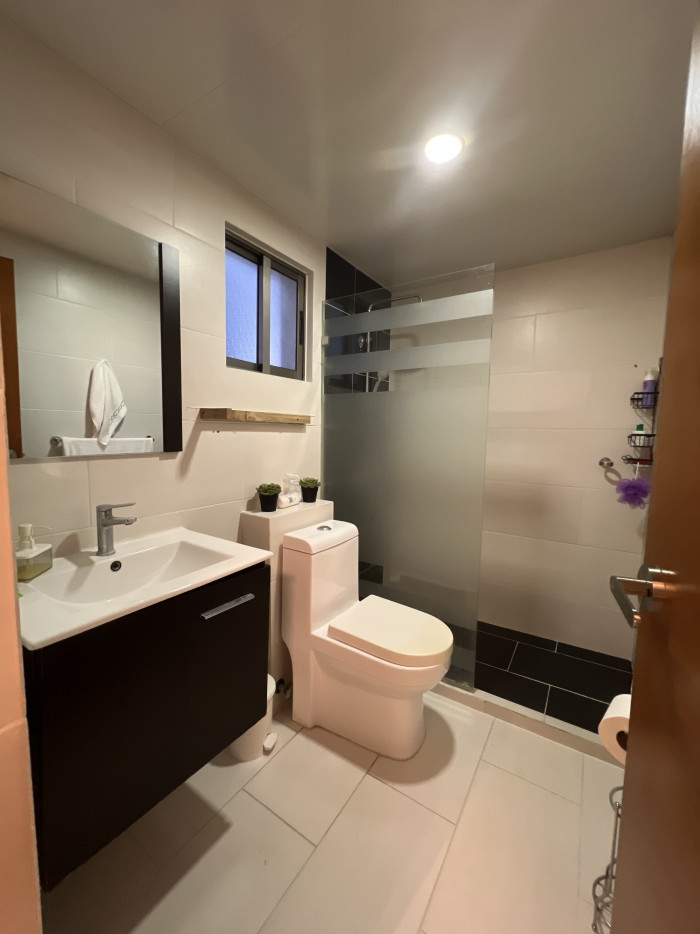 Se alquila hermoso apartamento Evaristo Morales 3 Habitaciones  Foto 7291621-6.jpg