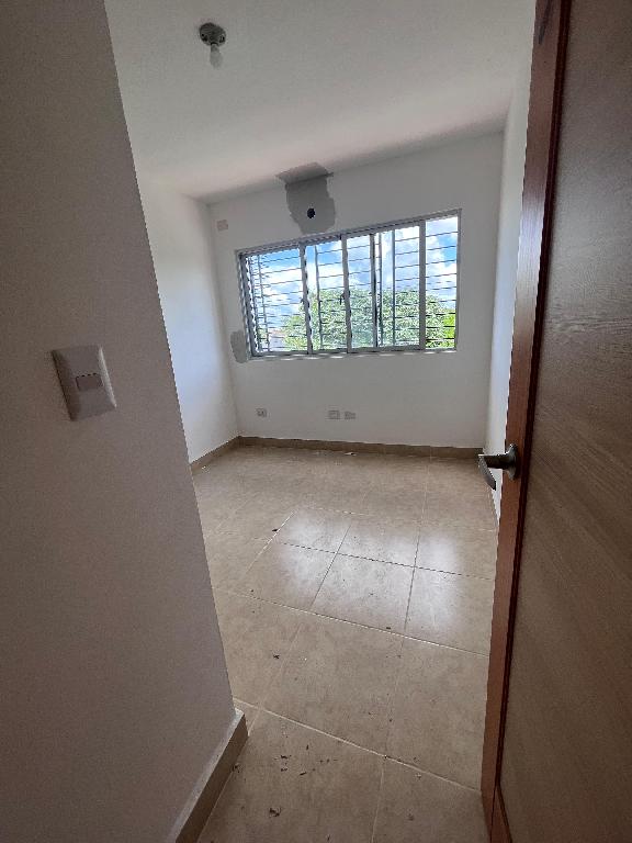 ???? Apartamento con Terraza Privada en Alquiler – La Avanzada San Isi Foto 7291644-7.jpg