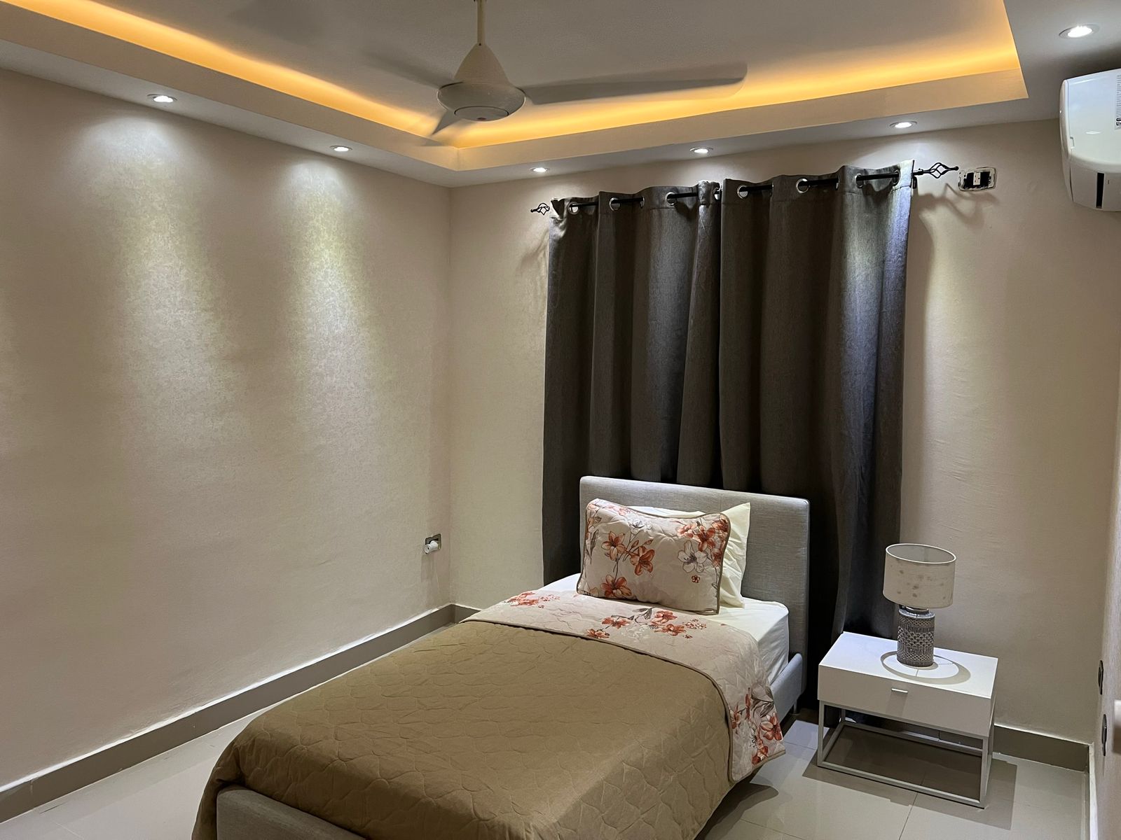 Vendo/ apartamento SANTO DOMINGO ESTE en el Ensanche ISABELITA amuebla Foto 7291687-8.jpg