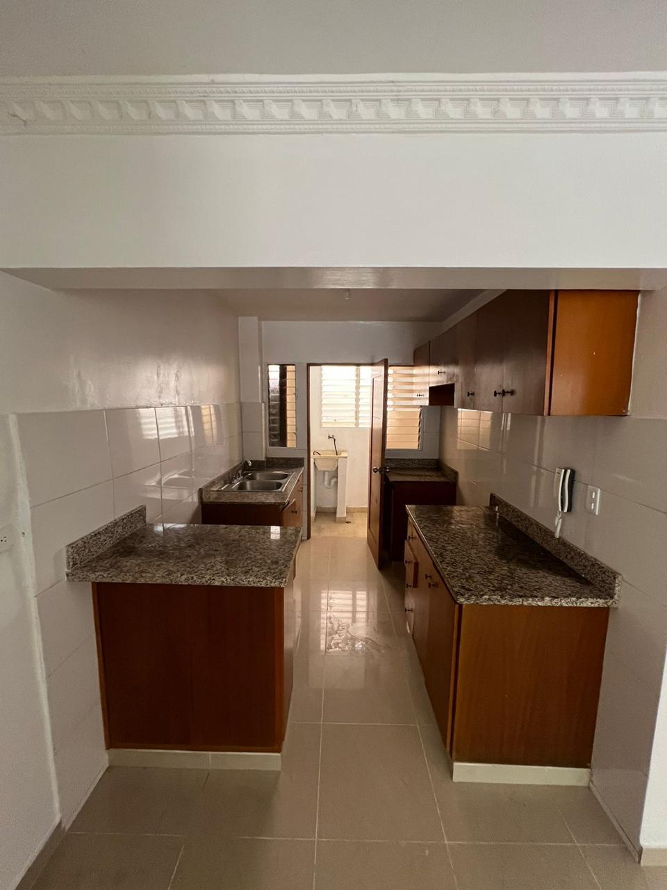 Apartamento de 3 Habitaciones en Venta en el Ensanche Isabelita.  Foto 7291897-2.jpg