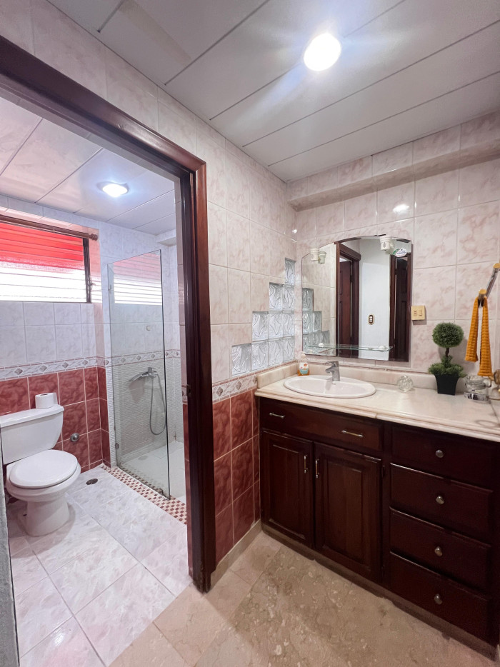 Apartamento en Renta – Amplio Elegante y Totalmente Amueblado Foto 7292076-12.jpg