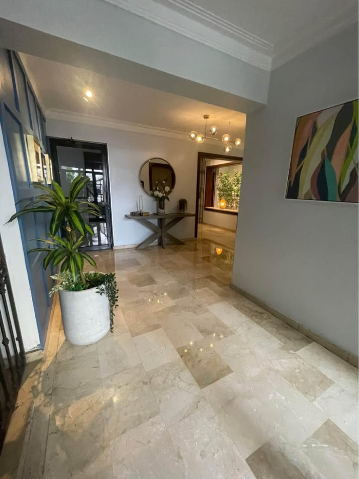 Apartamento en Renta – Amplio Elegante y Totalmente Amueblado Foto 7292076-3.jpg