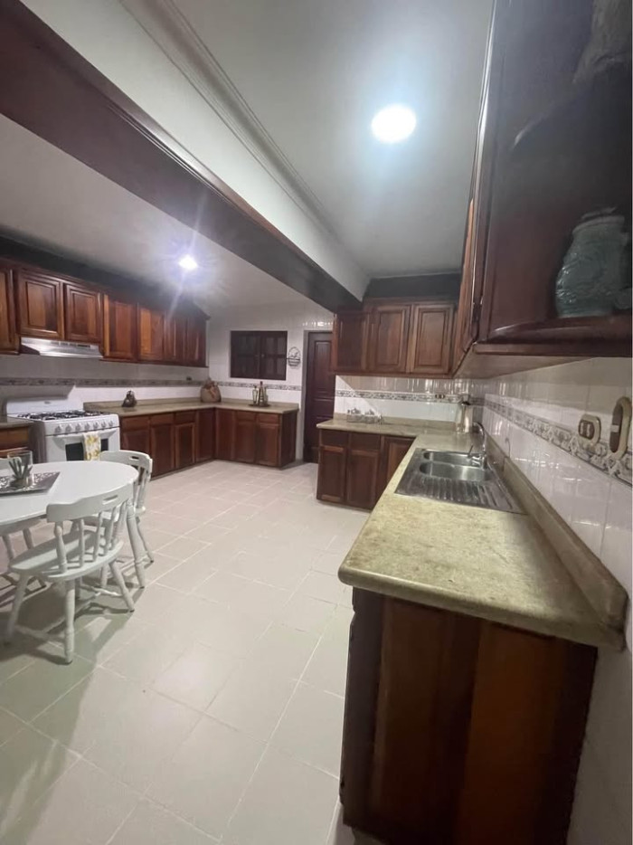 Apartamento en Renta – Amplio Elegante y Totalmente Amueblado Foto 7292076-9.jpg