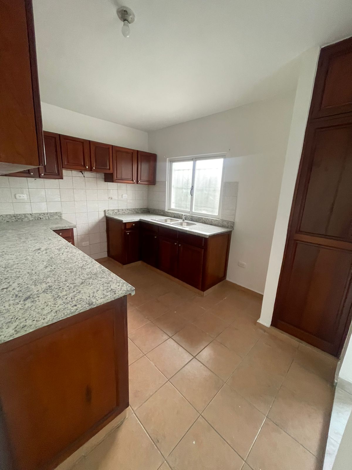 Apartamento en alquiler en Bella Vista Santo Domingo Foto 7292118-6.jpg