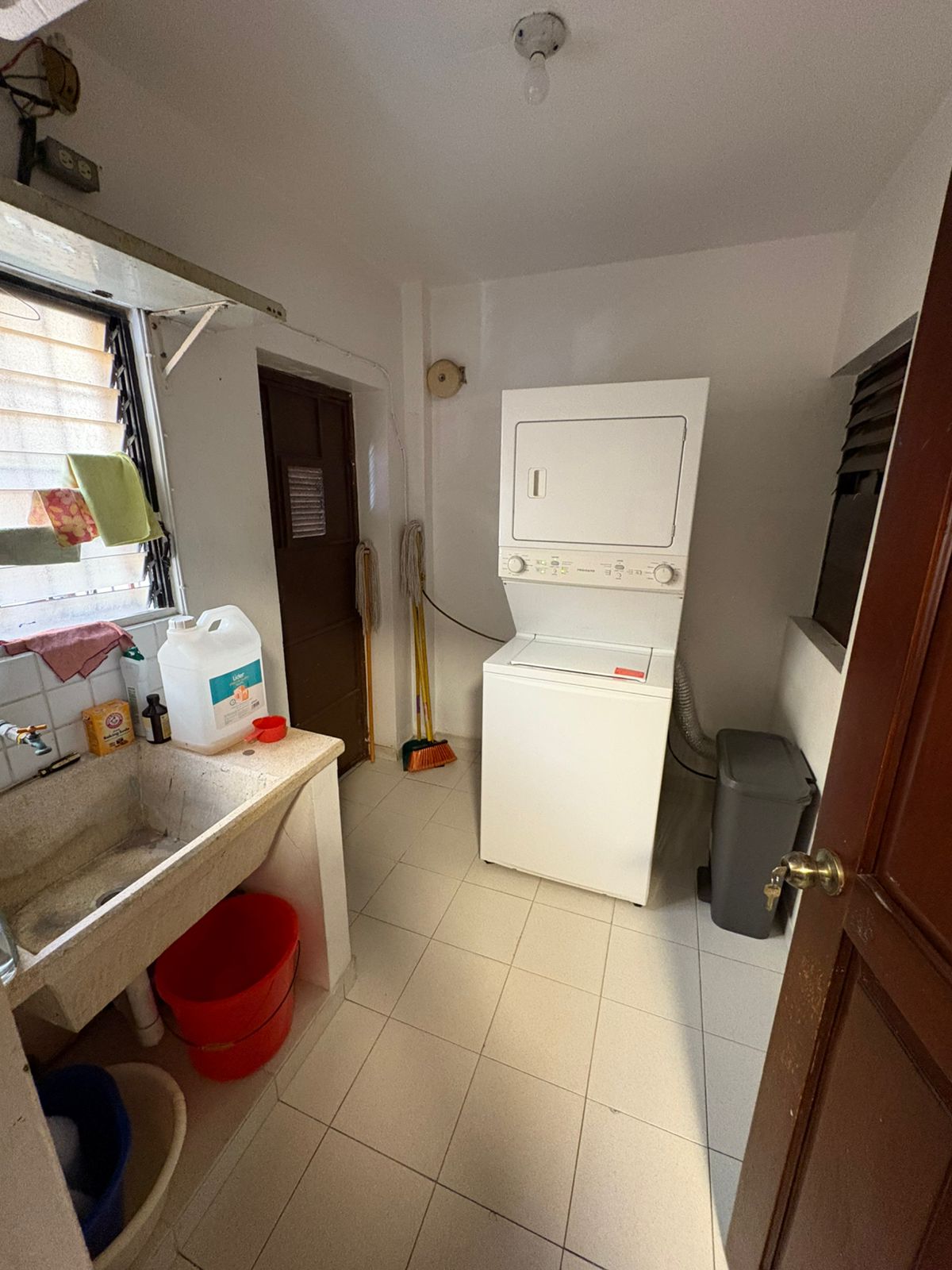 Apartamento en alquiler en Evaristo Morales Foto 7292135-6.jpg